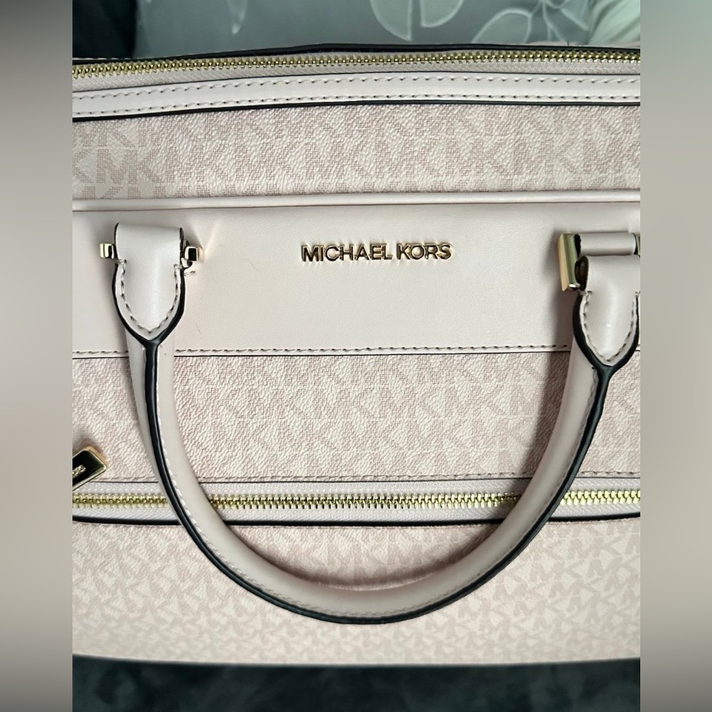 💝LAST CHANCE💝Michael Kors Travel Bag NWT $698 retail - Picture 3 of 5